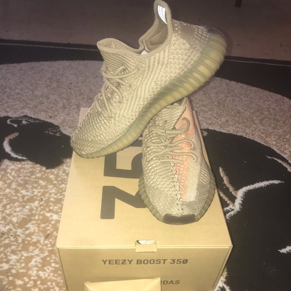 Yeezy 350 Sand Taupe